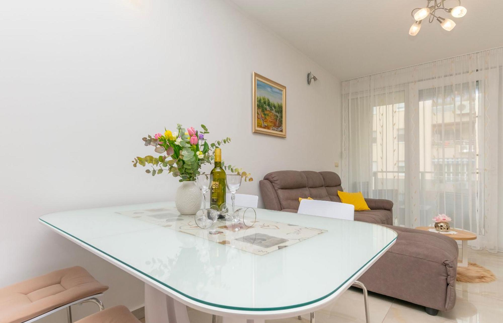 Apartment Ivanka Омиш Экстерьер фото
