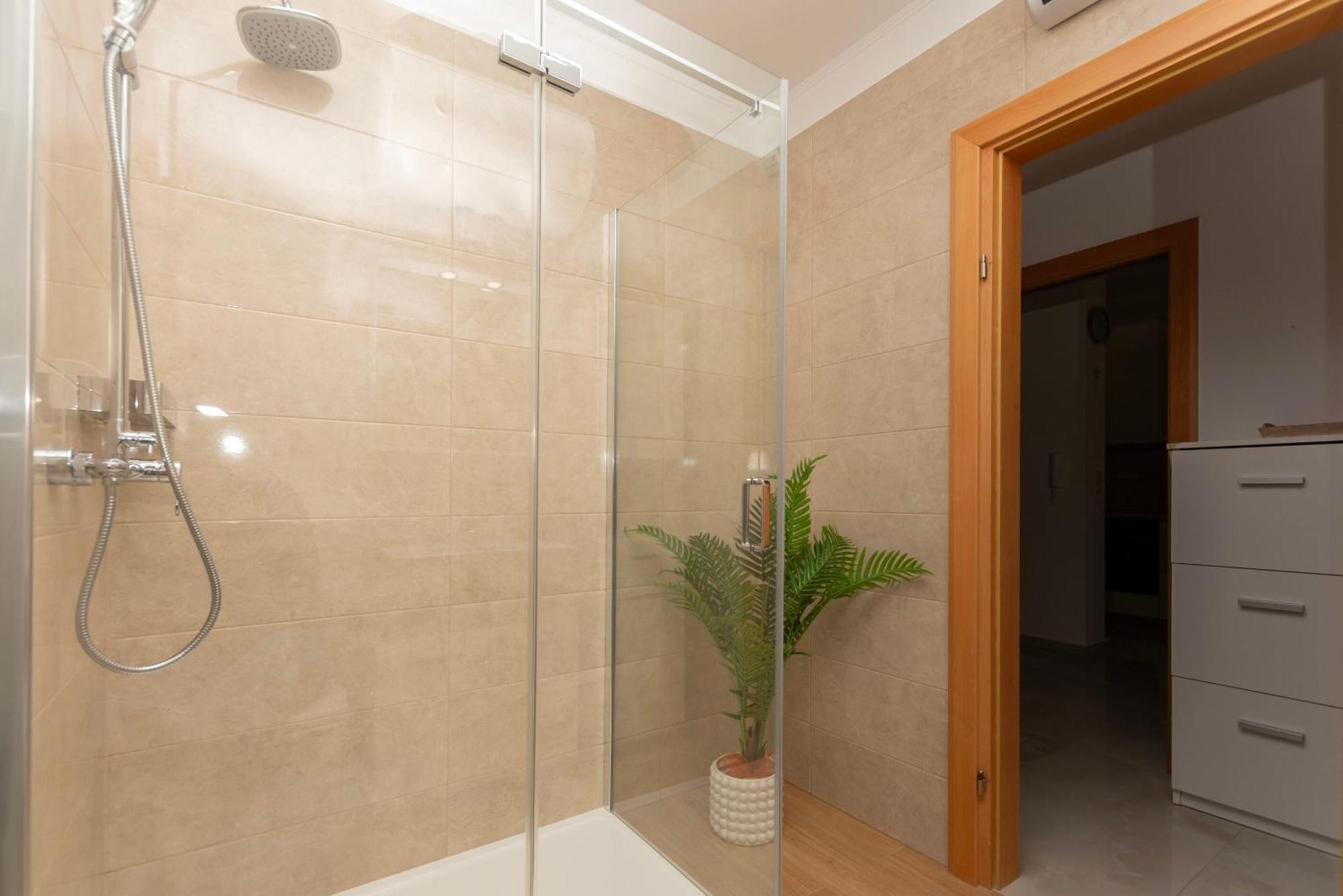 Apartment Ivanka Омиш Экстерьер фото