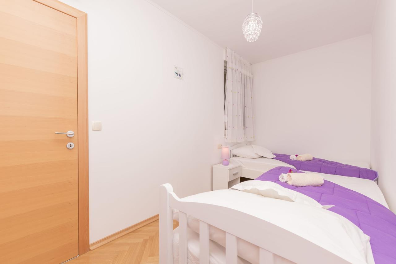 Apartment Ivanka Омиш Экстерьер фото