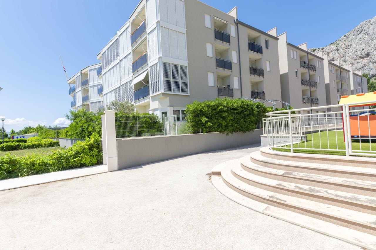 Apartment Ivanka Омиш Экстерьер фото